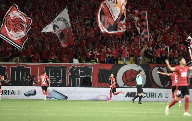 成都2-1浙江取四連勝 繼續(xù)領(lǐng)跑積分榜