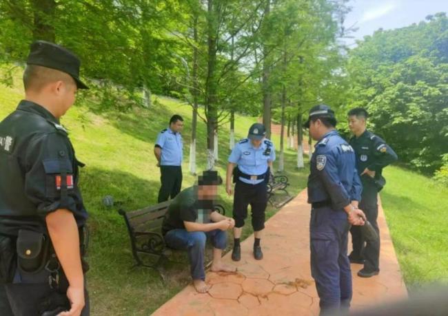 男子輕生前點(diǎn)奶茶 店主騎手果斷報(bào)警 聯(lián)手救援溫暖人心