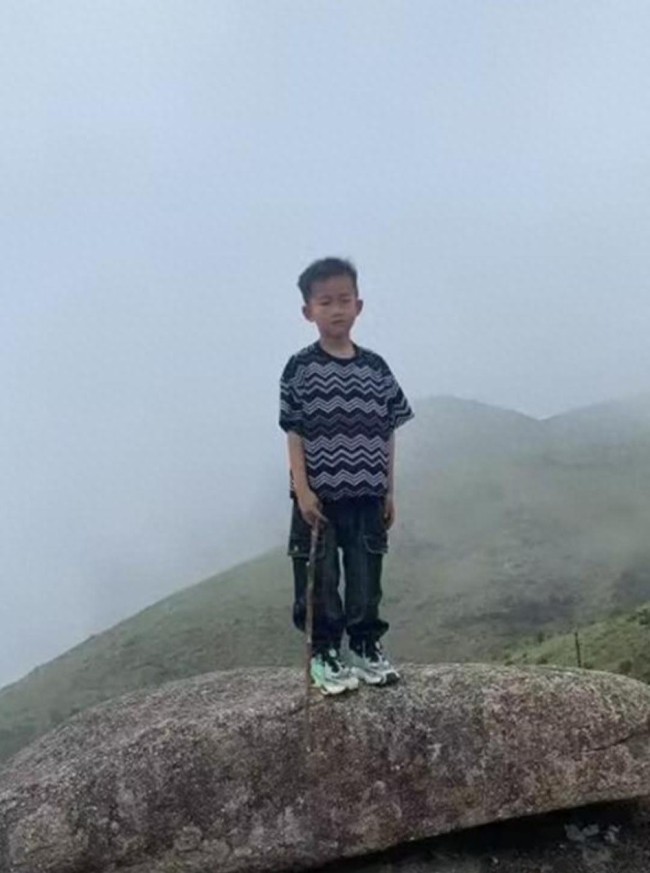網(wǎng)友擔(dān)心福建失蹤男孩遇蟒蛇