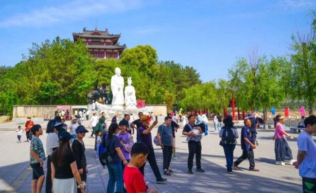一起奔赴夏日 丹江大觀苑五一精彩回顧