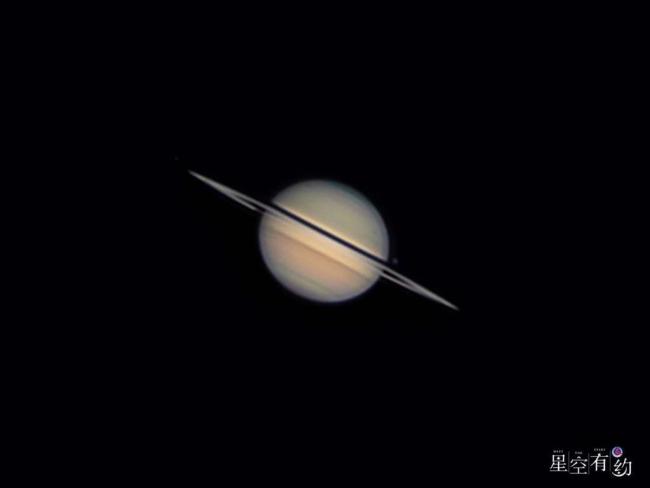 因太阳直射土星赤道 今日土星环再次“消失” 天文奇观再现