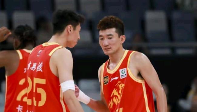 CBA总决赛：北京大胜1-0广厦 周琦两双胡金秋26 8孙铭徽15中2 北京北汽展现卫冕实力
