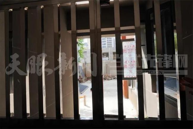 公攤變私家花園業(yè)主聯(lián)名反對 違建侵占綠化引爭議