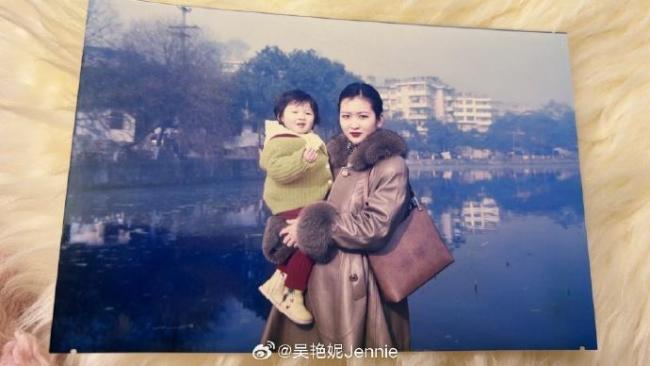 吳艷妮因為媽媽從不會焦慮和自卑 母愛的力量