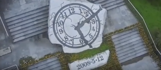 5121428是中國(guó)人的心痛瞬間,，重溫《汶川·重生》