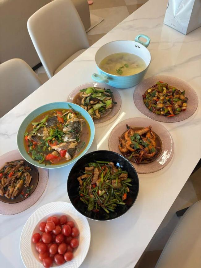 上門做飯月薪2萬女子稱訂單已爆滿 主動創(chuàng)造理想生活