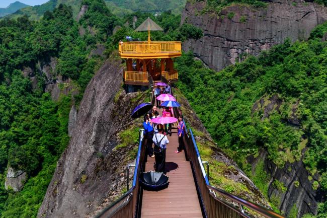 累计亏损10亿的桂林旅游怎么了？桂林旅游老矣？