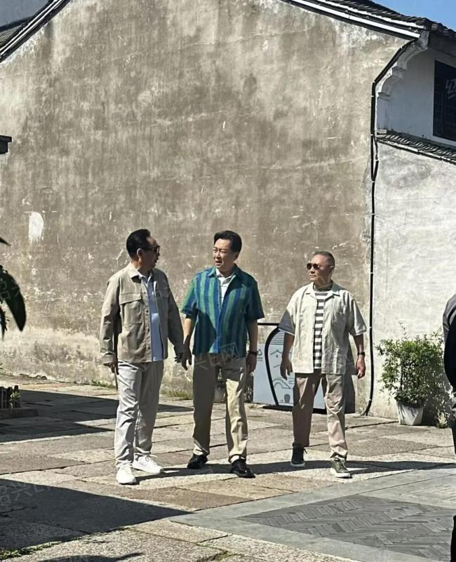 唐國強劉勁盧奇紹興合體 老戲骨再聚首
