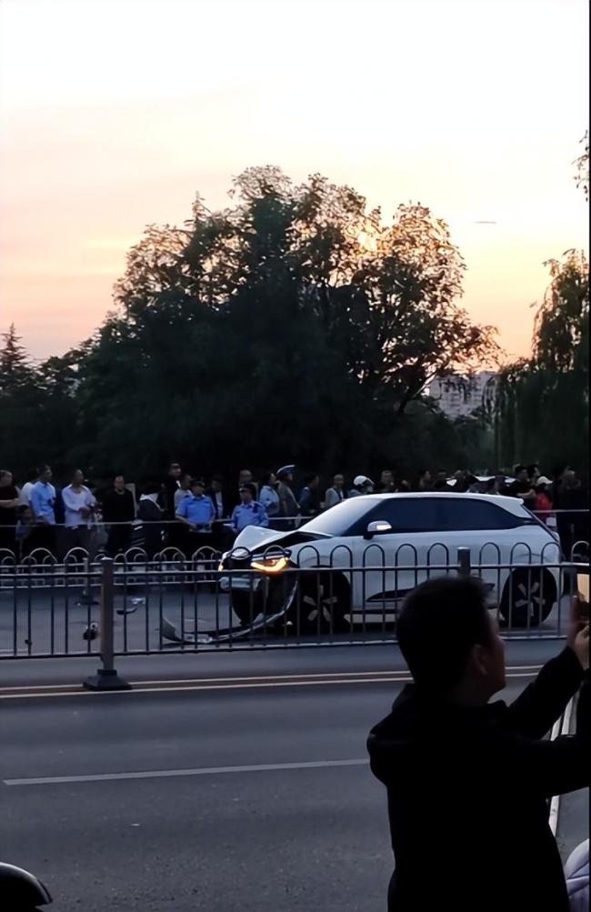 晉城車輛超速肇事致女子身亡