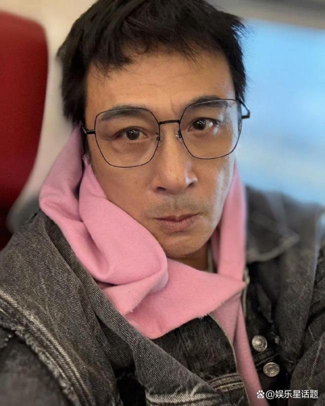 吴镇宇泪洒综艺 真情流露感动观众