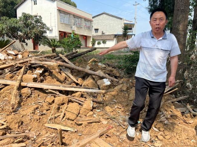 村民在外務(wù)工老宅被拆 鎮(zhèn)政府回應(yīng) 誤拆引發(fā)爭議