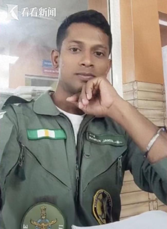 印度空軍士兵返鄉(xiāng)因跳火車意外摔死