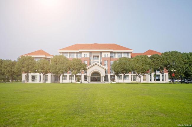 在美中国留学生如何应对哈佛禁令冲击 学术难民的艰难抉择