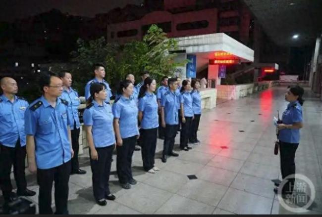 重慶菜園壩火車站謝幕