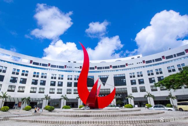 特朗普与哈佛争斗 为何突然关联中国 教育合作政治化