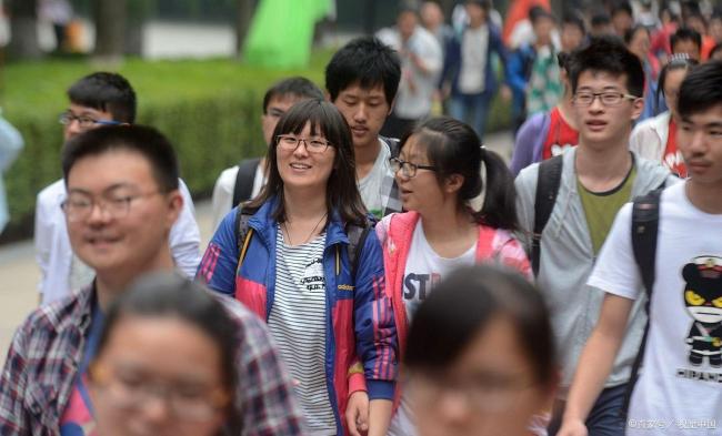 王樹國：非常喜歡河南學(xué)生 教育資源傾斜引發(fā)熱議