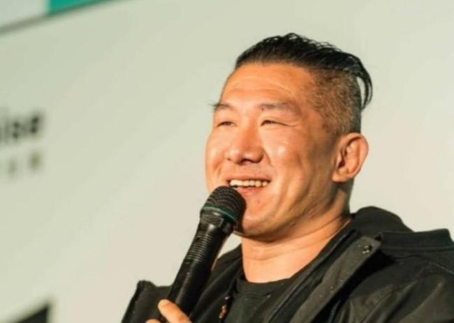 台湾网红馆长赴大陆旅游被民进党围剿 “馆长”将直播赴陆打爆绿营信息茧房
