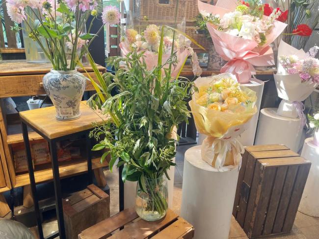 長沙有花店將艾草花束賣到98元 節(jié)日氛圍推高需求
