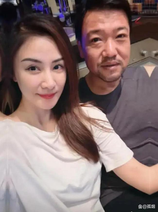 妻子曝贾冰减重秘籍