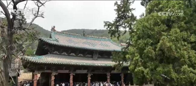 端午經(jīng)濟(jì)激發(fā)假日消費(fèi)新活力 民俗活動(dòng)豐富多彩