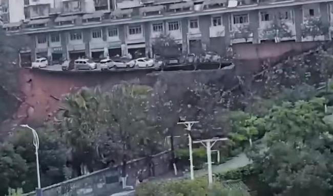 廣西三江一路段塌陷滑坡多車(chē)墜落 無(wú)人員傷亡險(xiǎn)情持續(xù)排查