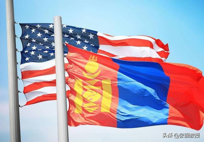 学者：俄罗斯陷入多线作战危机 乌克兰无人机袭击加剧困境