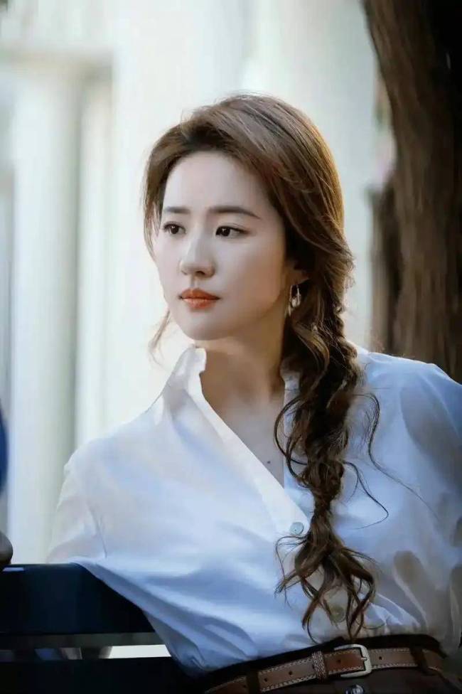 2次入围白玉兰最佳女主，杨紫又来陪跑了？古装剧提名少见