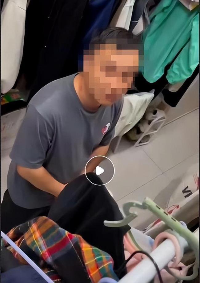 醉漢凌晨闖大學(xué)女生宿舍睡覺 翻窗進(jìn)入被罰
