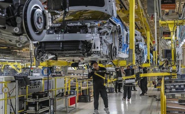 中國汽車業，如何破“卷”求“新”？