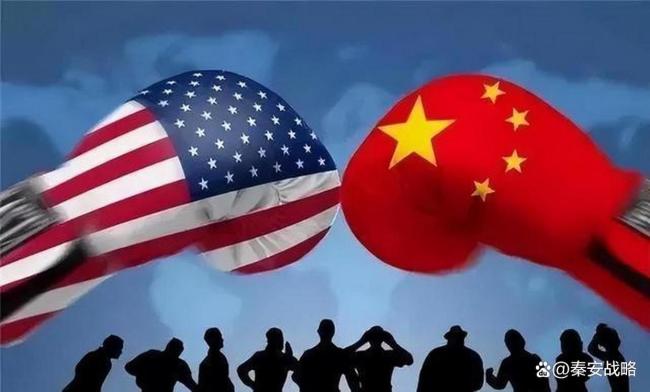 博主：解放军对关岛形成战略夹击态势 美军航母撤退示弱