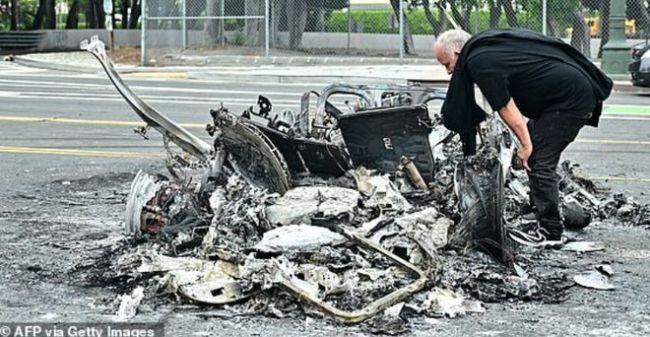 突发！洛杉矶爆发零元购，2000国民警卫队进入！熟悉的一幕重演！