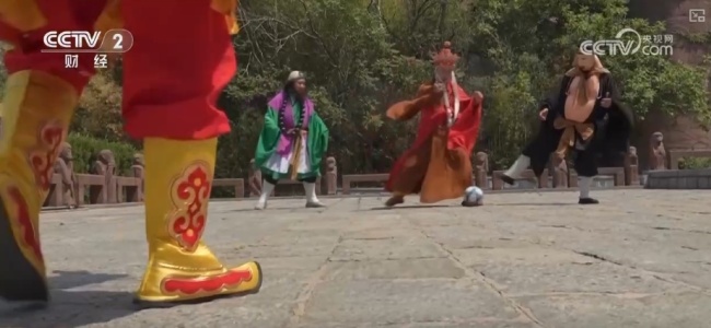 体育搭台文旅唱戏流量变增量 苏超燃动消费热力