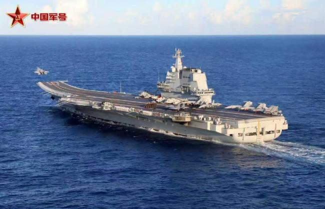 歼-15战机45米伴飞 日本为何破防了 双航母西太亮剑引发焦虑