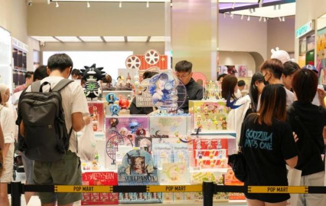 LABUBU为何能成为“塑料茅台” 社交货币与投资热