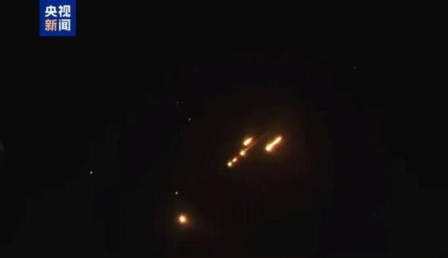 伊朗開(kāi)火報(bào)復(fù) 以總理專機(jī)卻飛去希臘 躲避報(bào)復(fù)行動(dòng)