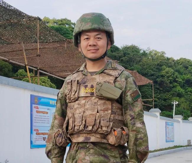 軍人張偉回憶救人全程