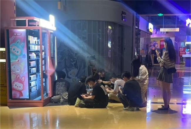Labubu為何能拿下全球頂流寶座 Z世代情感消費的崛起