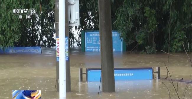 台风影响持续！多河流发生超警洪水 多地加强防汛措施