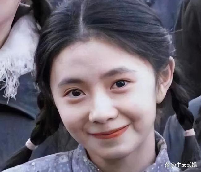 刘浩存终于换掉了微商头像 演技与争议并行