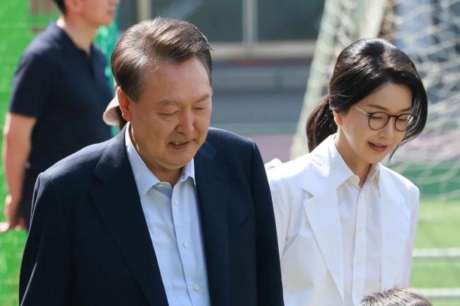 韩国前第一夫人硕士论文被认定剽窃 学位将被撤销