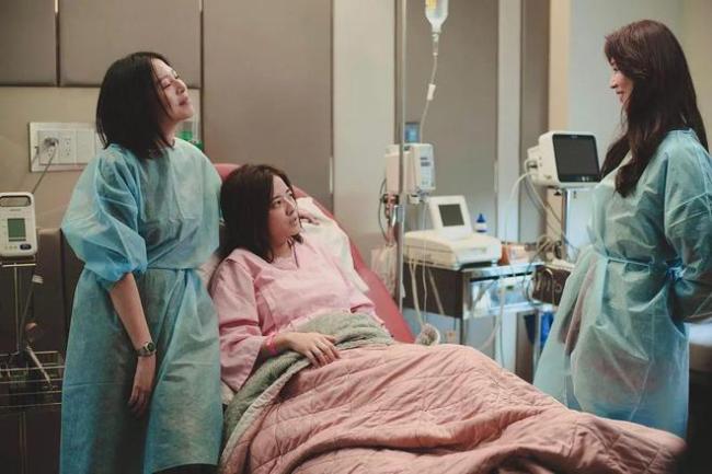 上半年最高口碑之一，却让我们看到「中女台剧」如今的隔靴搔痒与力不从心 温吞叙事难破传统桎梏