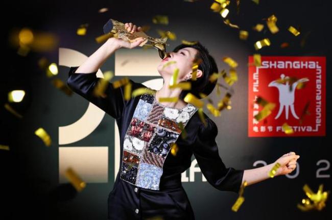 中国电影女角色暌违14年完成新突围！