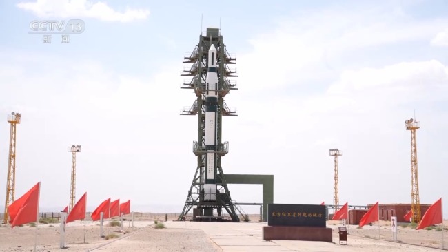 馬英九率台灣青年參訪酒泉衛星發射中心