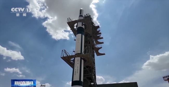 马英九率台湾青年参访酒泉卫星发射中心