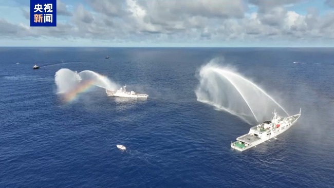 海南三沙举办“海空立体”应急救援综合演练