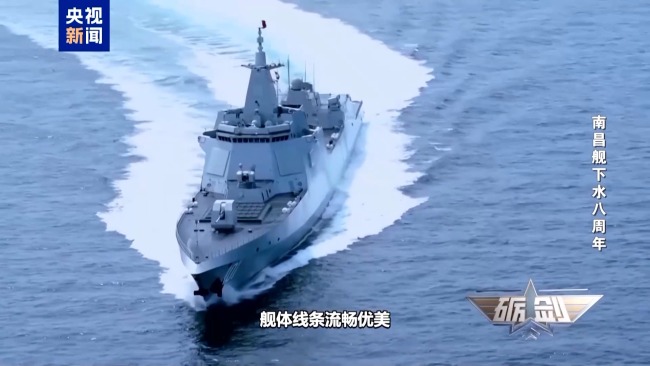它是航母編隊的“帶刀侍衛(wèi)”，以一對二逼退外艦！