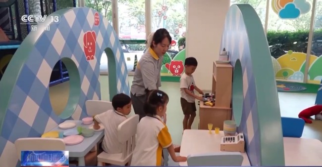 购物就餐休闲 一刻钟便民生活圈让居民尽享方便