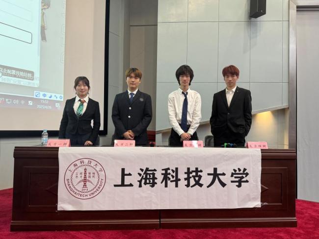 在一所理工科“雙一流”大學(xué),，做人文院“唯二”的學(xué)生 特殊的文科之旅