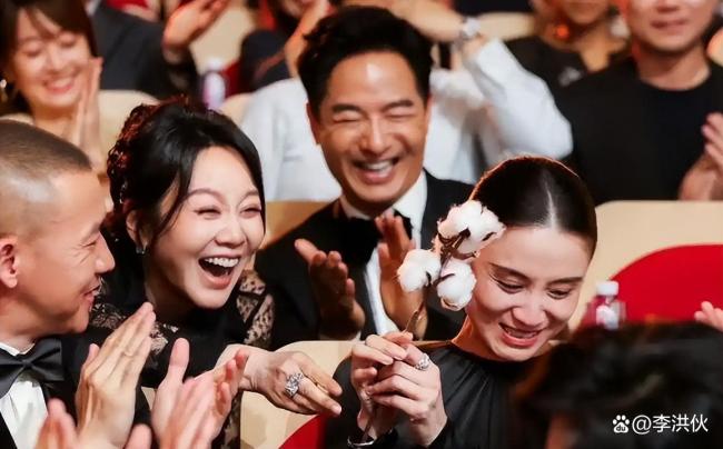 這屆白玉蘭獎是女演員的友情局 姐妹情深共輝煌