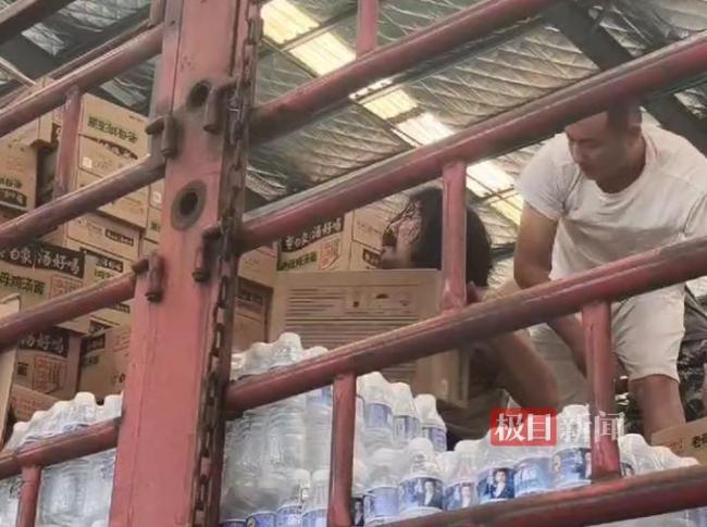 胡雷馳援榕江后賬戶只剩5毛 傾盡所有助災(zāi)區(qū)